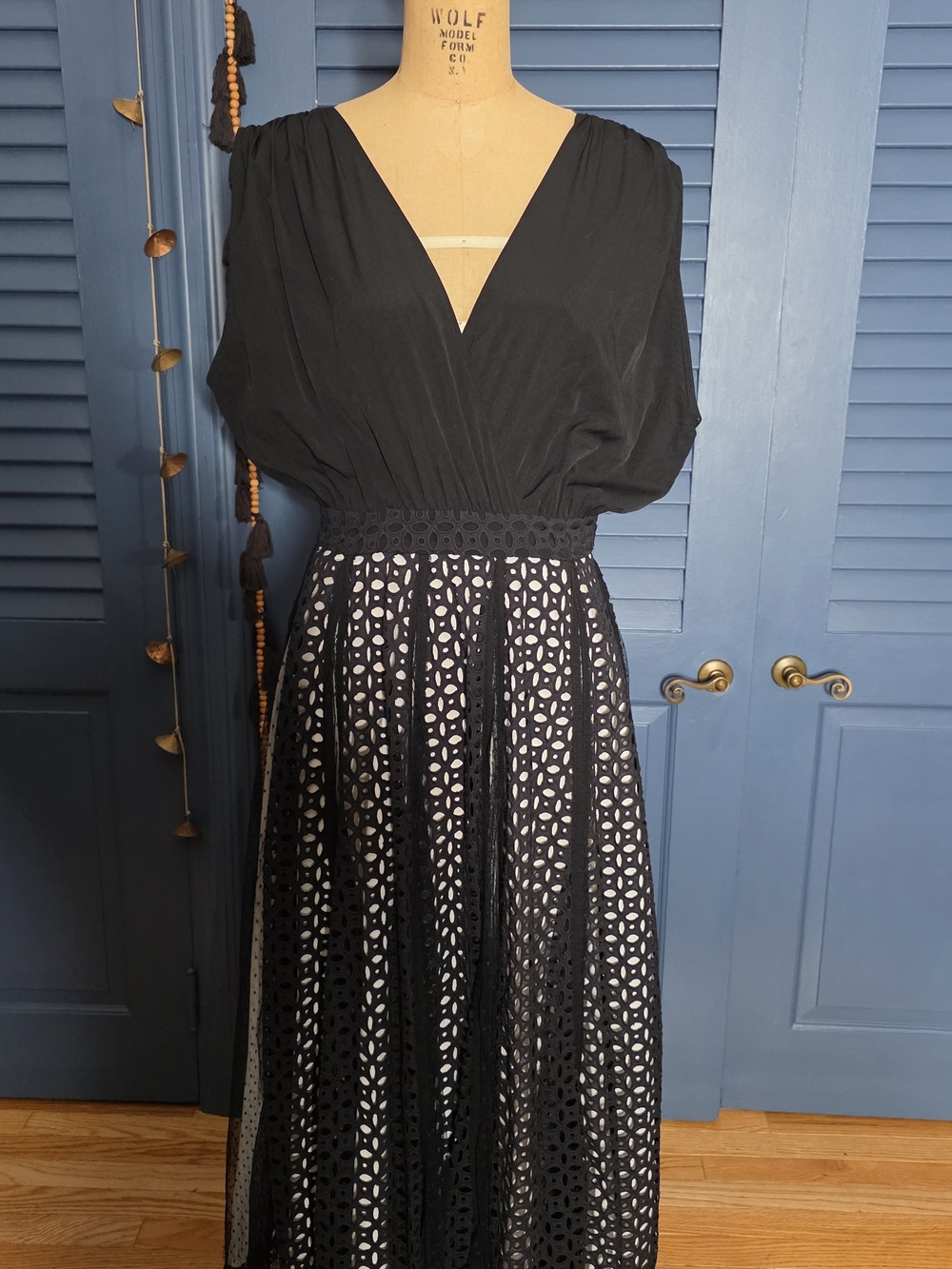 NWT Liu Jo Sangallo Lace Black Evening Maxi Dress Size 42 / M